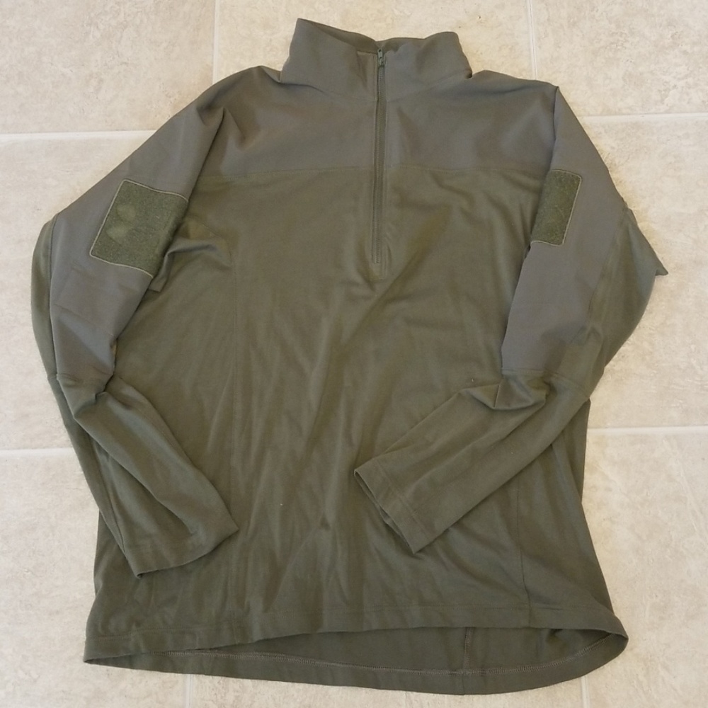 Under Armour Tactical quarter zip 1/4 pull over